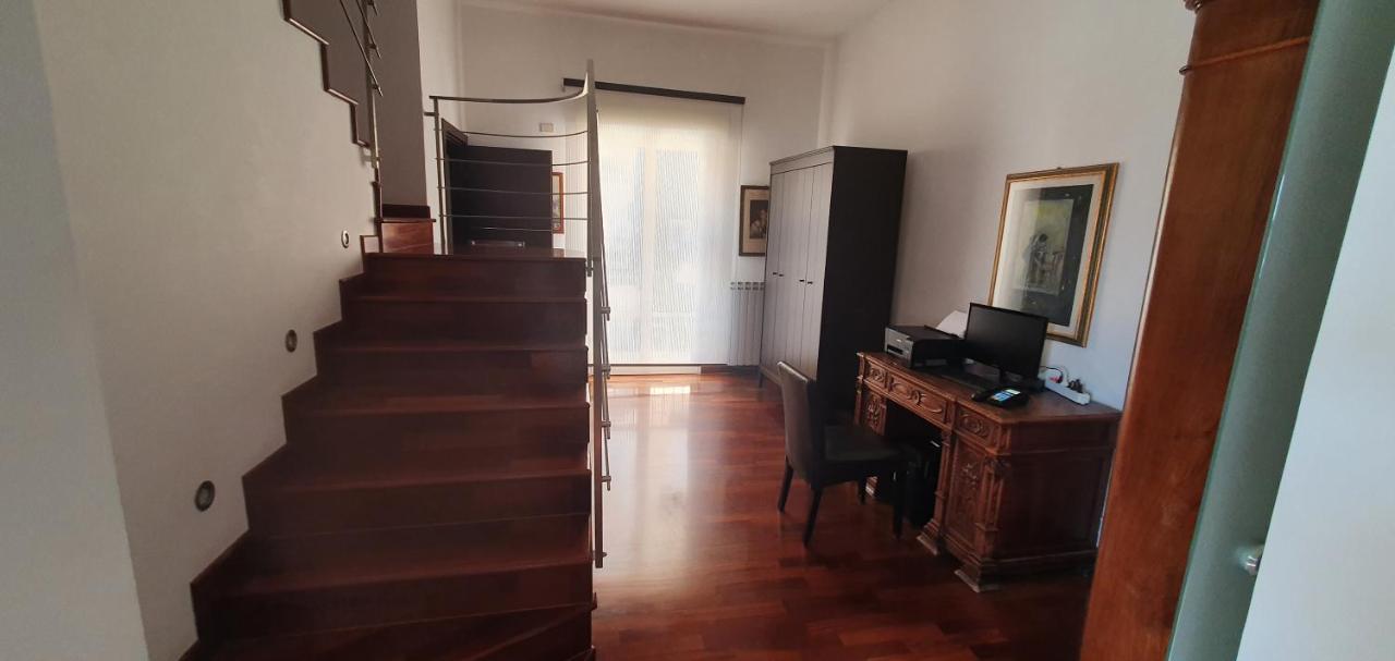 Lindos Bed & Breakfast Gela Dış mekan fotoğraf