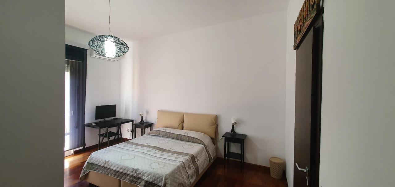Lindos Bed & Breakfast Gela Dış mekan fotoğraf